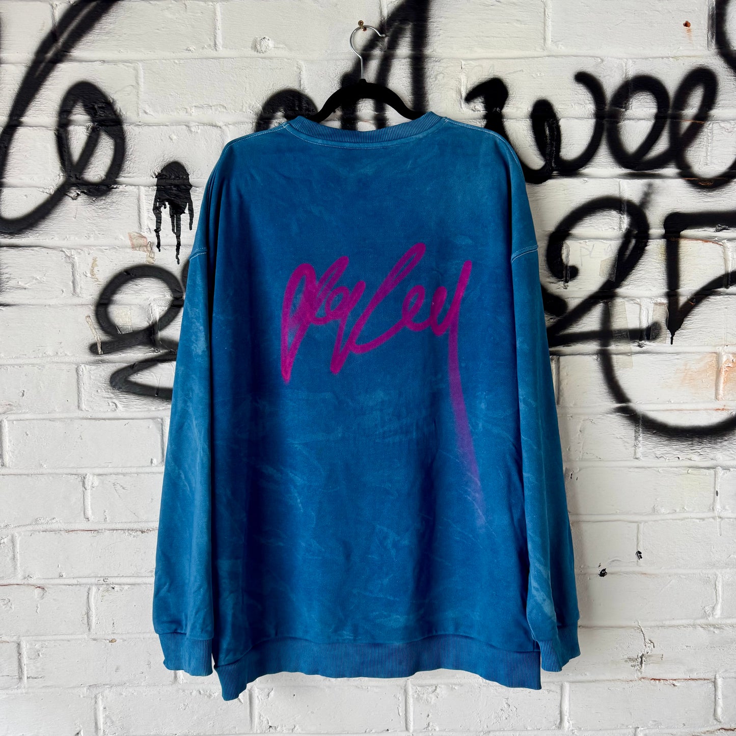 AKA x RIVA Sweat Shirt (h)