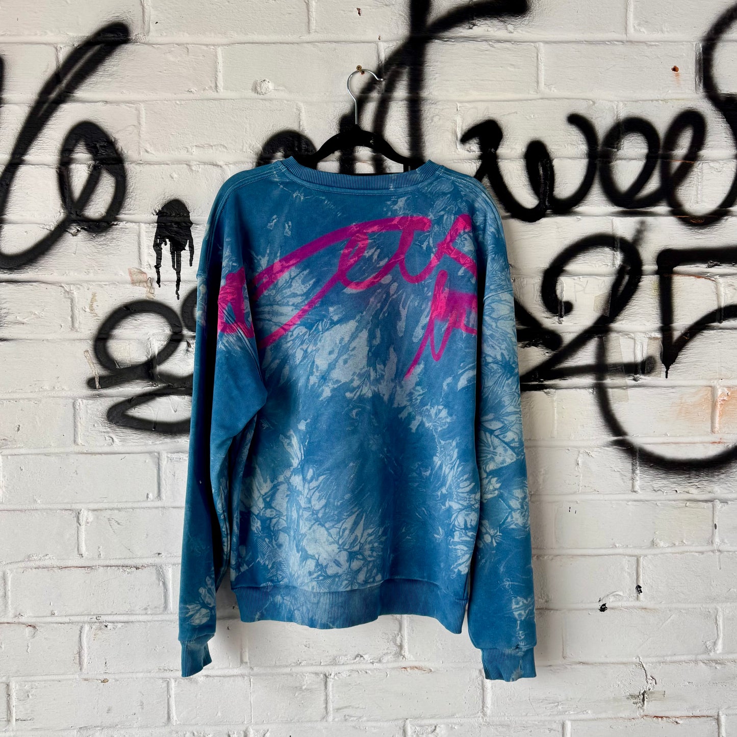 AKA x RIVA Sweat Shirt (l)