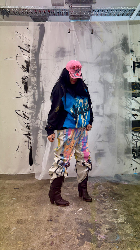 Sweatshirt +