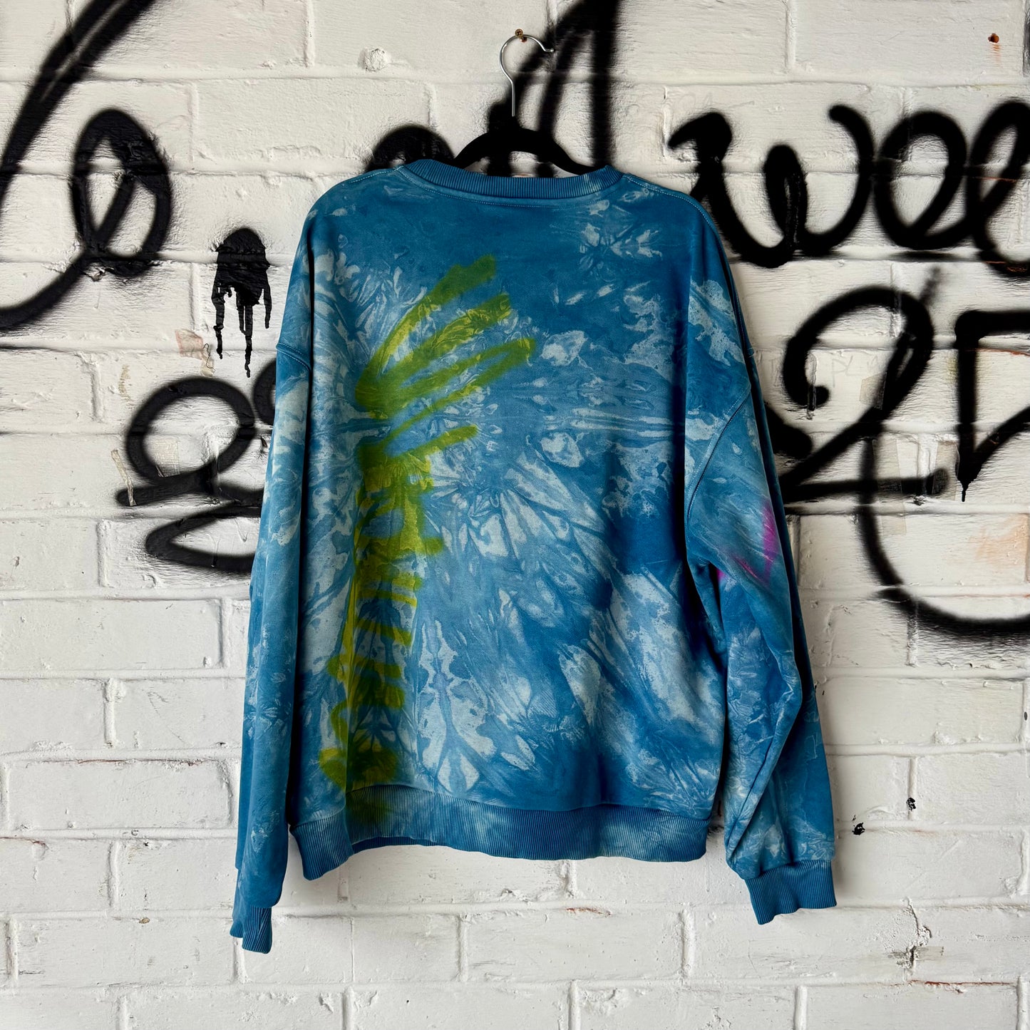 AKA x RIVA Sweat Shirt (f)