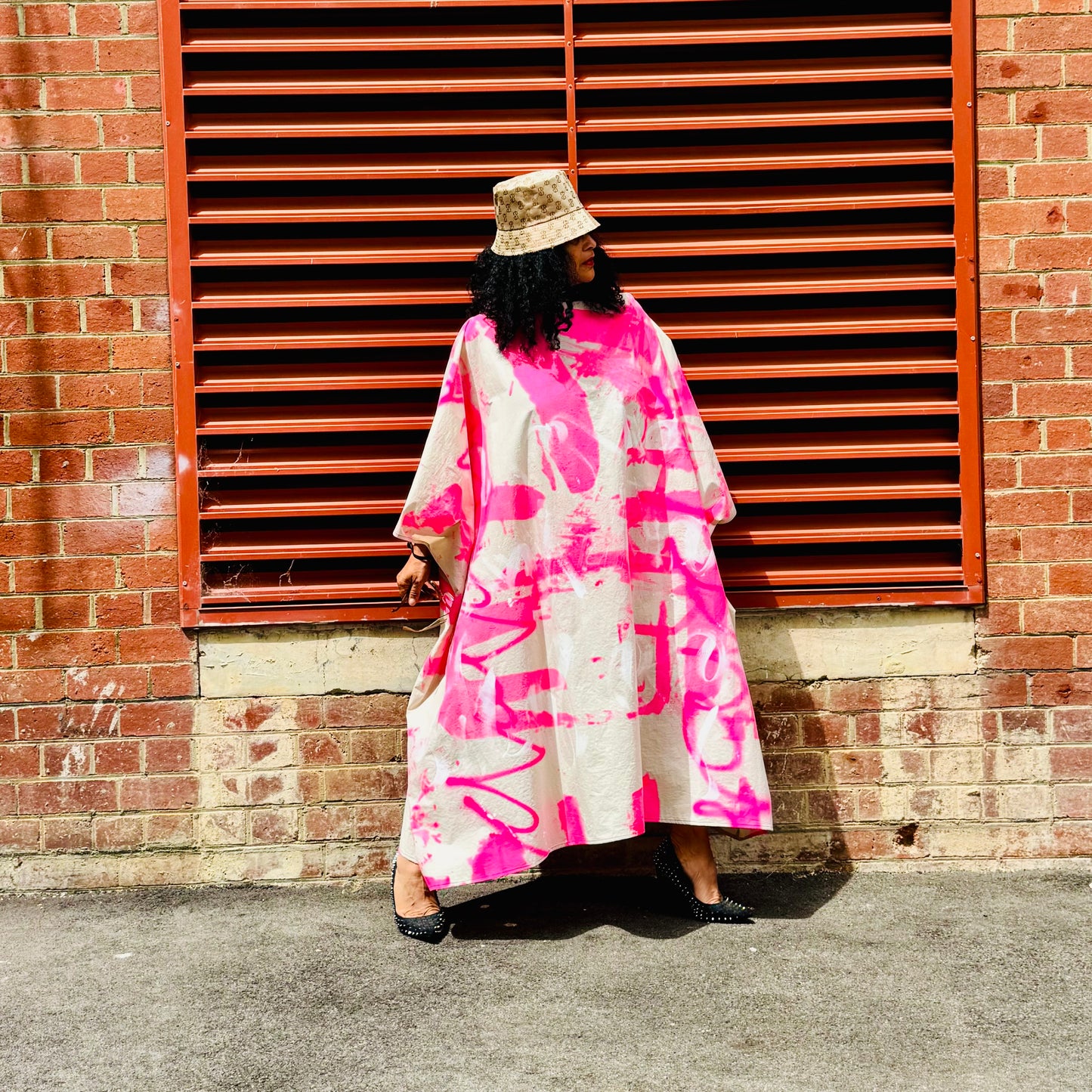 PRETTY IN AKA PINK