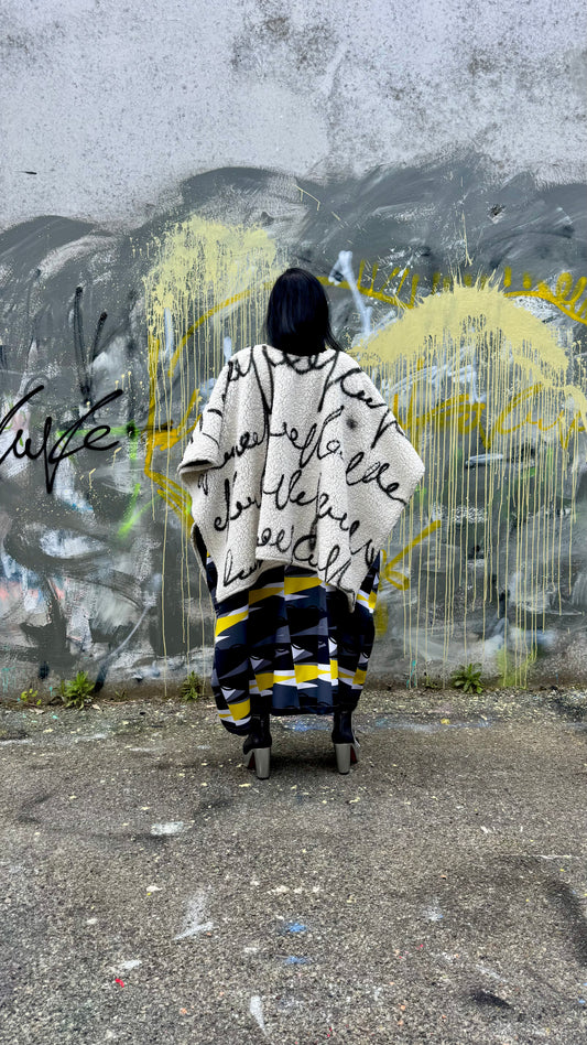 Teddy poncho